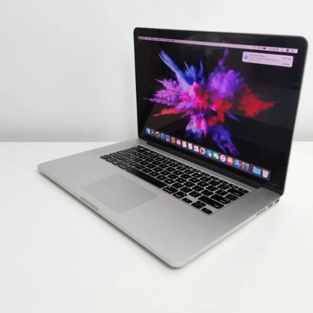 Apple MacBook PRO 15" I7 SSD ! Aspect IMPECABIL! GARANTIE